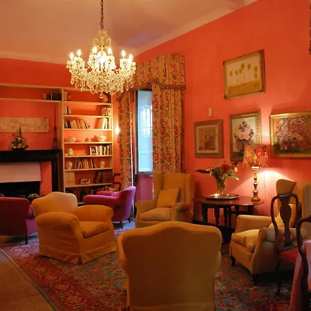 Carola Villa