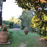 Carola Вилла *